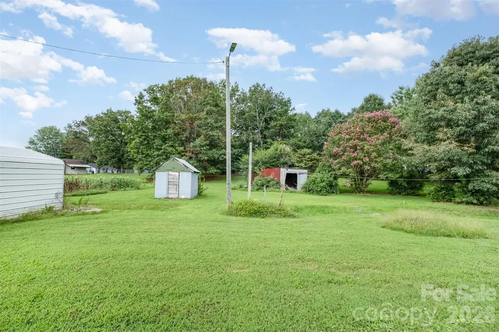 3948 Main Avenue Drive NW Hickory NC 28601