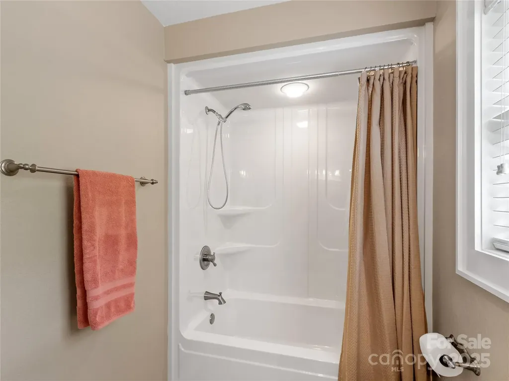 370 Appaloosa Trail Burnsville NC 28714