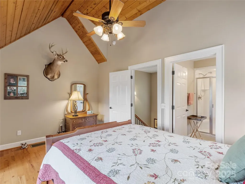 370 Appaloosa Trail Burnsville NC 28714