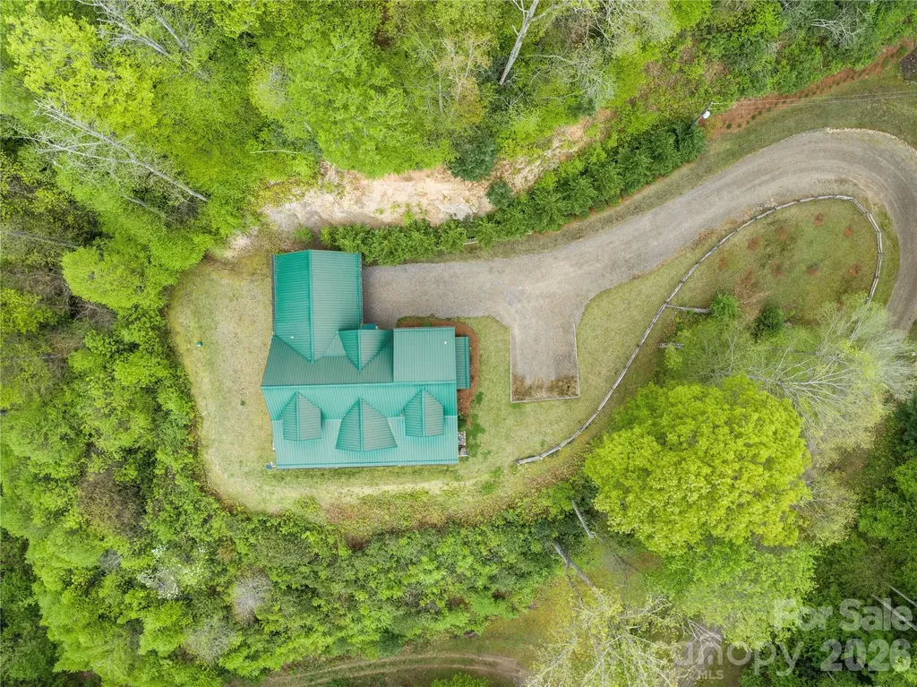 370 Appaloosa Trail Burnsville NC 28714