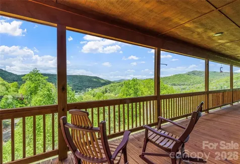 370 Appaloosa Trail Burnsville NC 28714