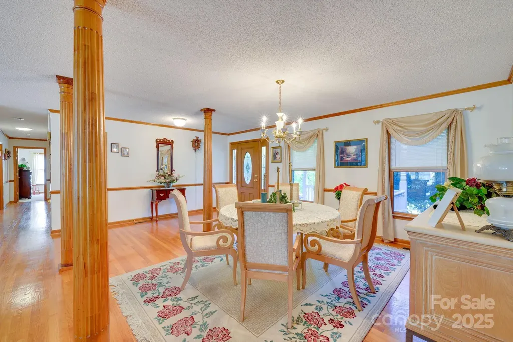 3132 Fox Den Circle Iron Station NC 28080
