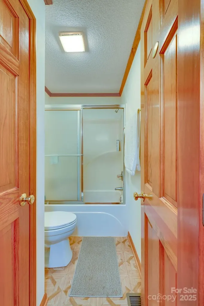 3132 Fox Den Circle Iron Station NC 28080