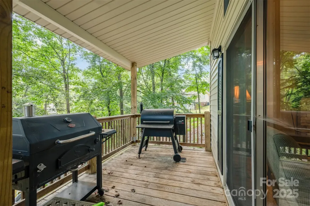494 Deerfield Road Mount Gilead NC 27306