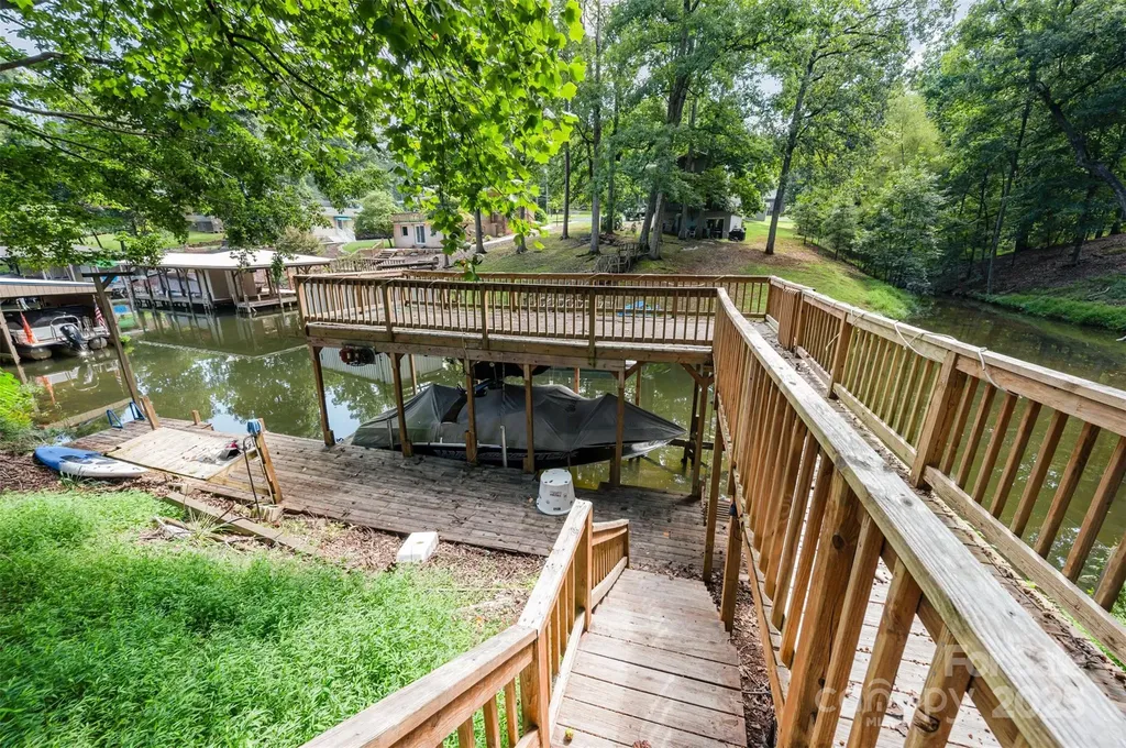 494 Deerfield Road Mount Gilead NC 27306