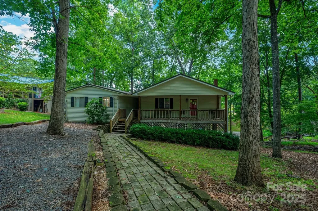 494 Deerfield Road Mount Gilead NC 27306