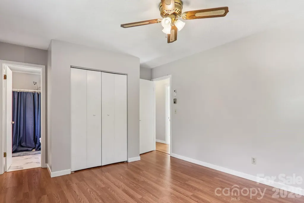 264 Cashdon Drive Mills River NC 28759