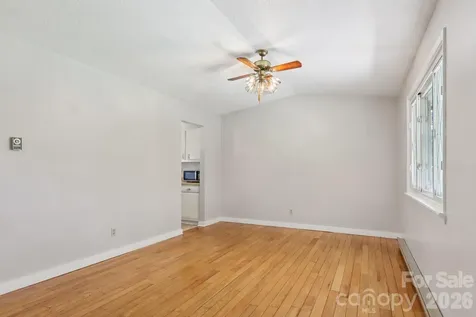 264 Cashdon Drive Mills River NC 28759