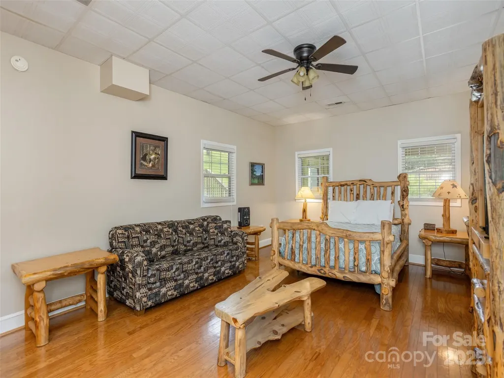 8826 Boylston Highway Mills River NC 28759