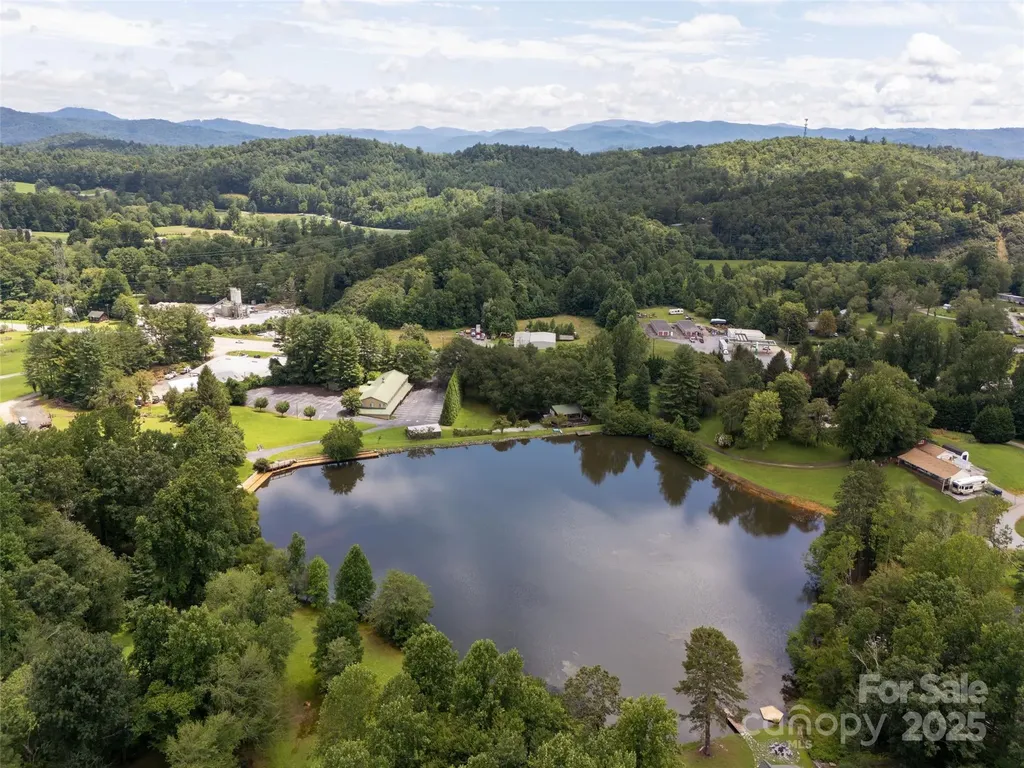 8826 Boylston Highway Mills River NC 28759