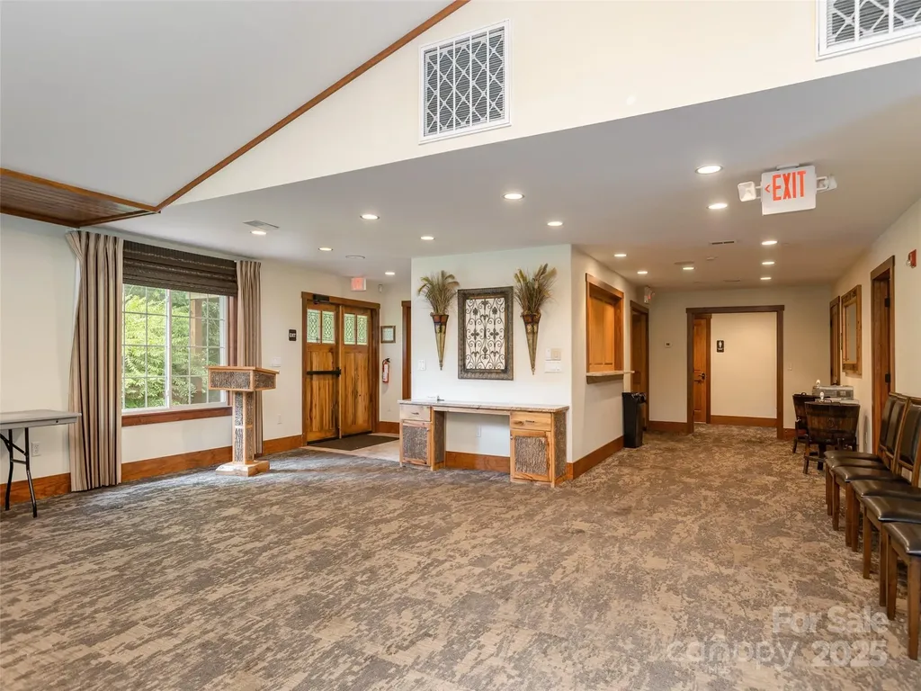 8826 Boylston Highway Mills River NC 28759