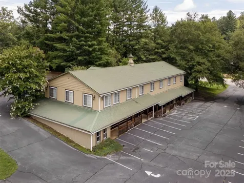 8826 Boylston Highway Mills River NC 28759