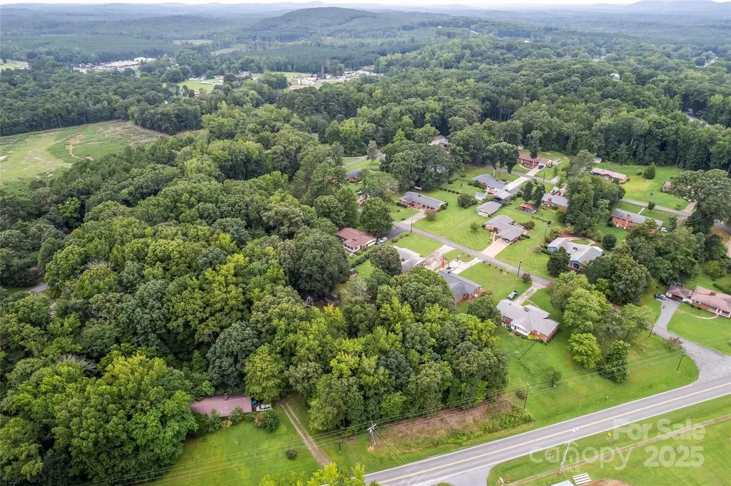 320 Forest Park Drive Denton NC 27239