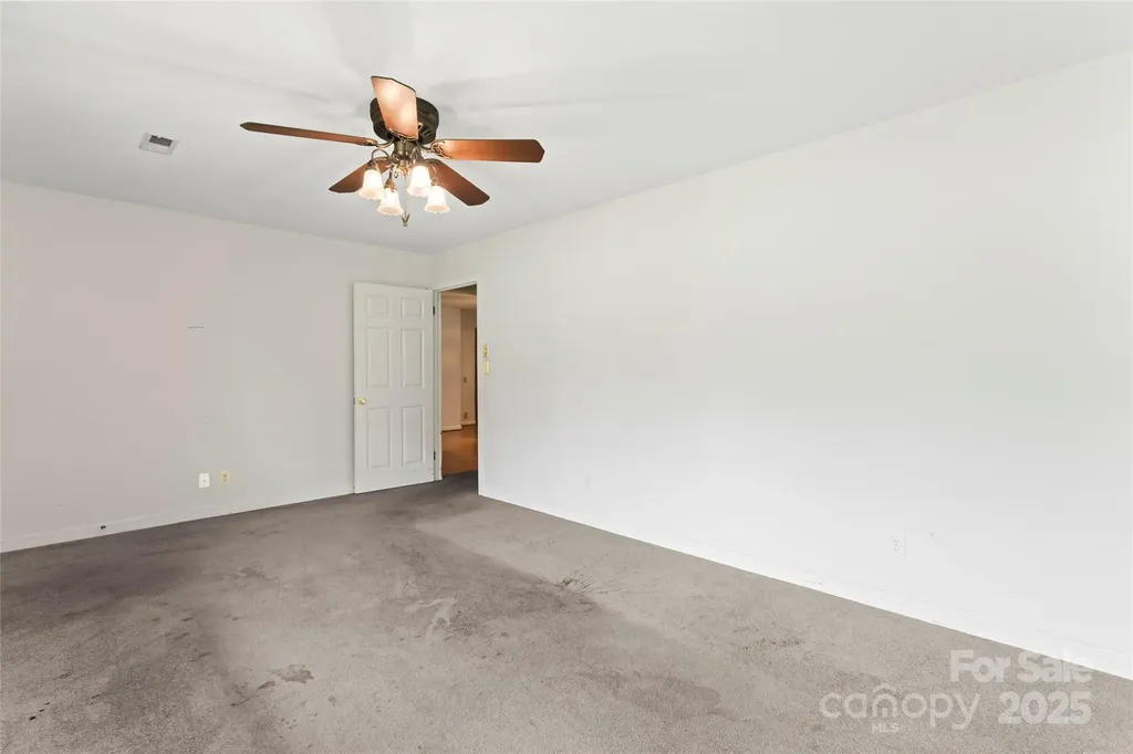 320 Forest Park Drive Denton NC 27239