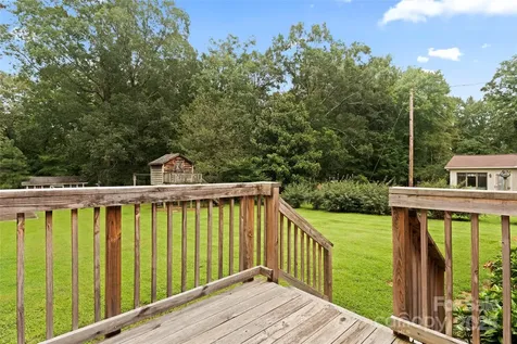 320 Forest Park Drive Denton NC 27239