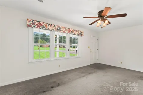 320 Forest Park Drive Denton NC 27239