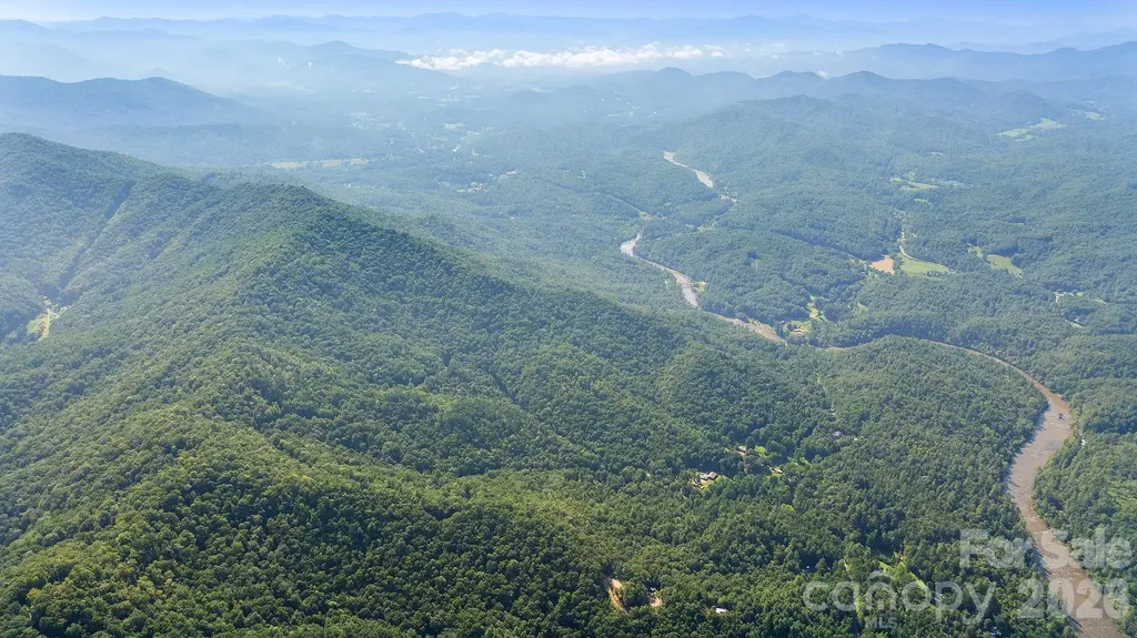 80 Breezewood Drive Bryson City NC 28713