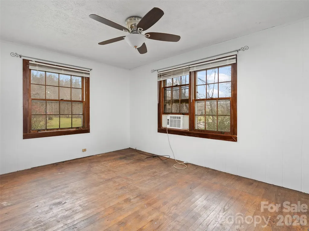 1361 & 1369 Soco Road Maggie Valley NC 28751
