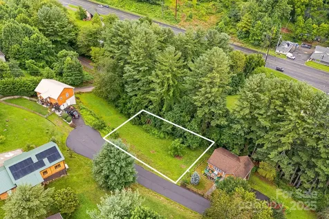9999 Whippoorwill Way Waynesville NC 28786