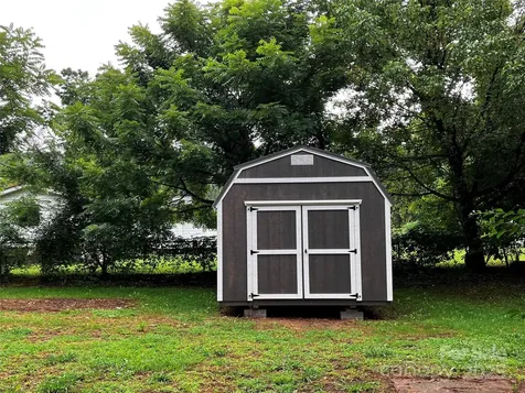 120 Harrison Street Swannanoa NC 28778
