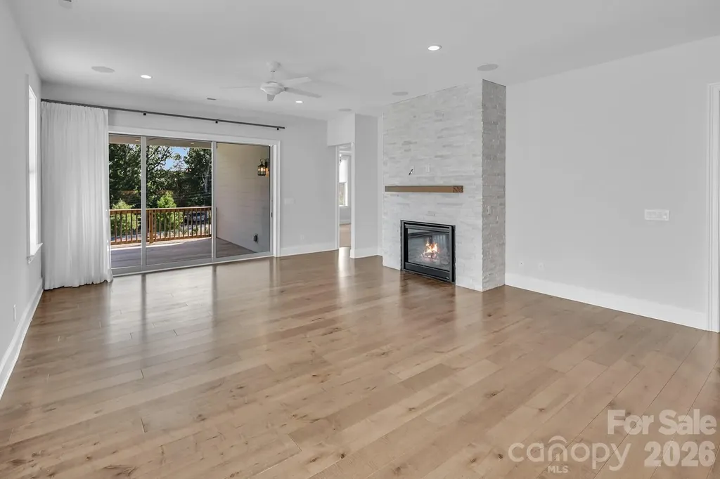 14008 Little Spring Court Charlotte NC 28278
