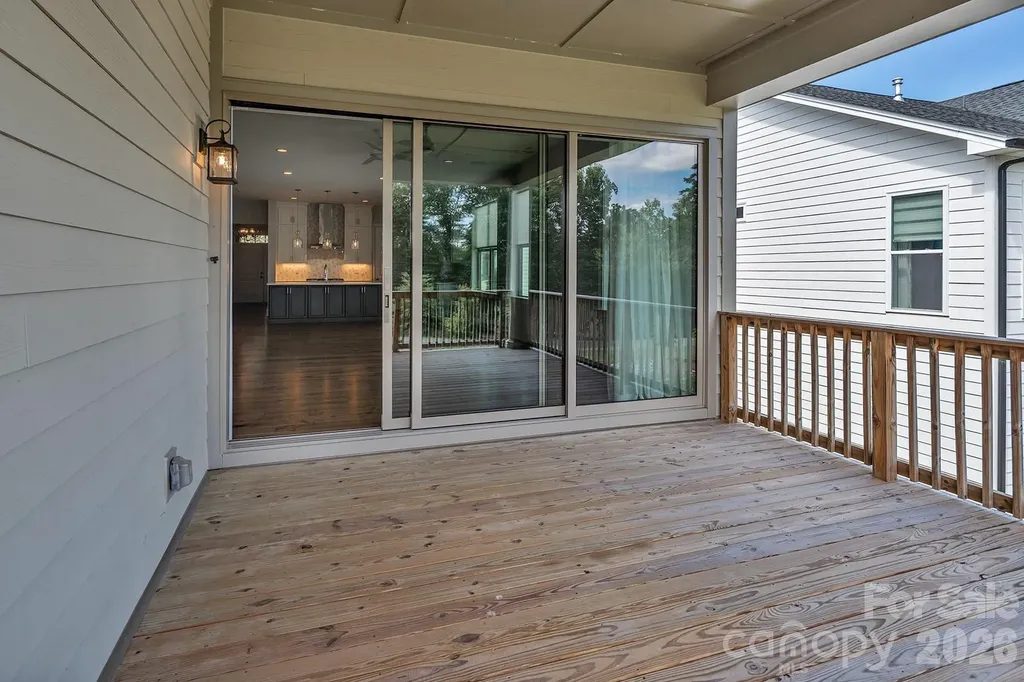 14008 Little Spring Court Charlotte NC 28278