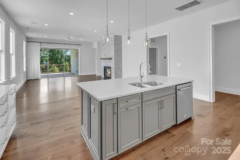 14008 Little Spring Court Charlotte NC 28278