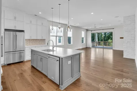 14008 Little Spring Court Charlotte NC 28278