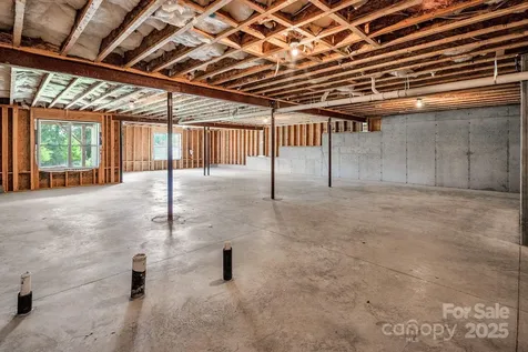 14008 Little Spring Court Charlotte NC 28278