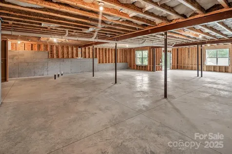 14008 Little Spring Court Charlotte NC 28278
