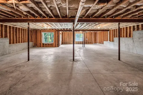 14008 Little Spring Court Charlotte NC 28278