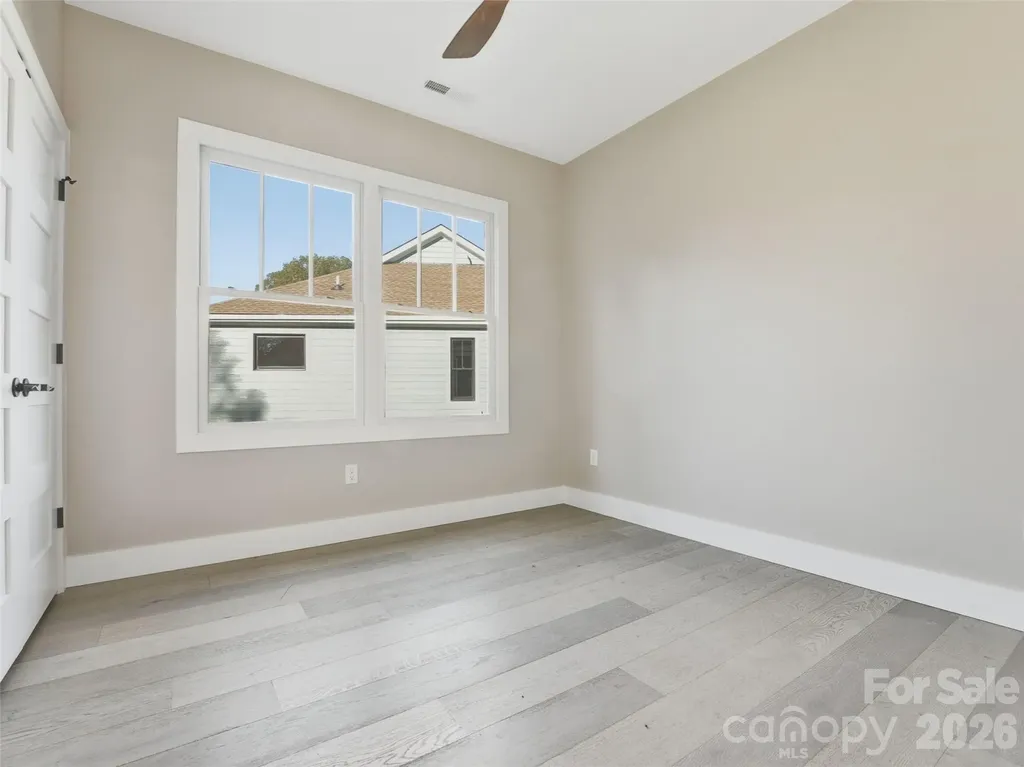 30 Olde Oak Court Hendersonville NC 28792