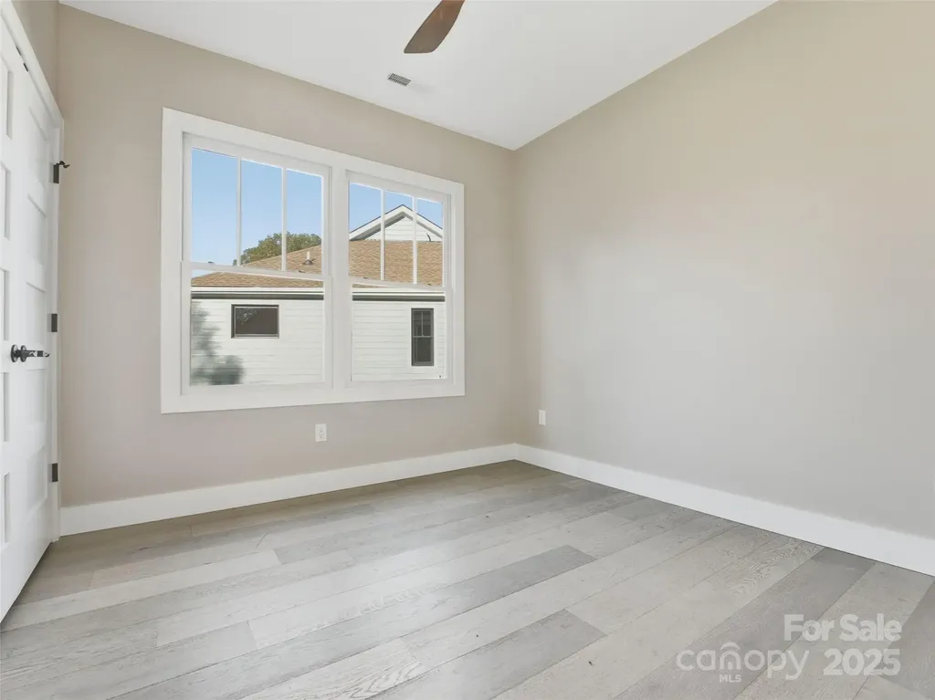 30 Olde Oak Court Hendersonville NC 28792