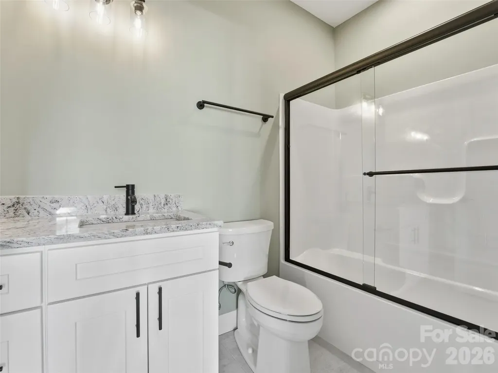 30 Olde Oak Court Hendersonville NC 28792
