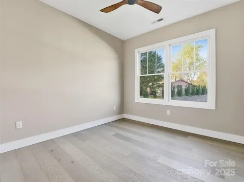 30 Olde Oak Court Hendersonville NC 28792