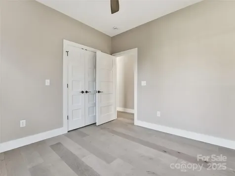 30 Olde Oak Court Hendersonville NC 28792