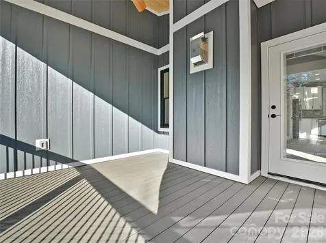 30 Olde Oak Court Hendersonville NC 28792