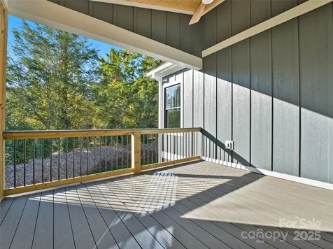 30 Olde Oak Court Hendersonville NC 28792