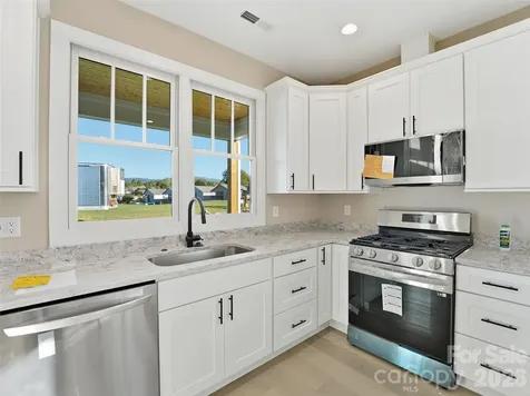 30 Olde Oak Court Hendersonville NC 28792