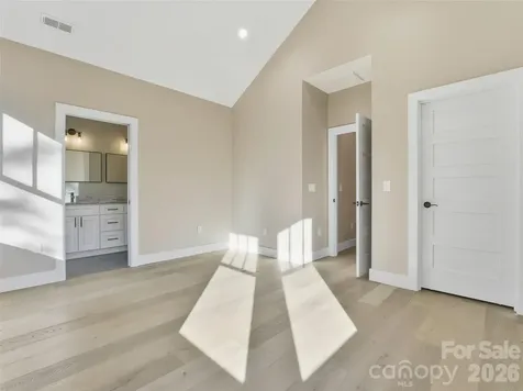 30 Olde Oak Court Hendersonville NC 28792