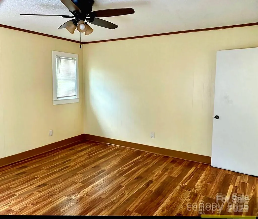 1294 Cane Creek Road Bakersville NC 28705