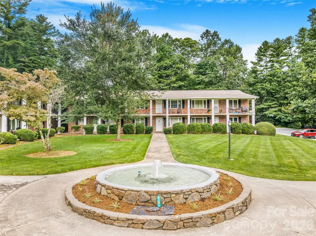 102 Boyd Drive Flat Rock NC 28731