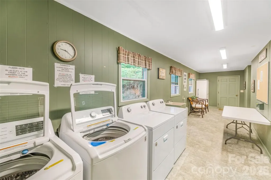 102 Boyd Drive Flat Rock NC 28731