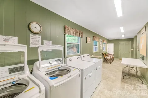 102 Boyd Drive Flat Rock NC 28731
