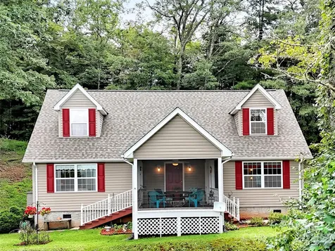 562 Beechwood Drive Sylva NC 28779