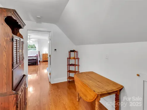 562 Beechwood Drive Sylva NC 28779