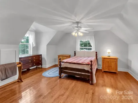 562 Beechwood Drive Sylva NC 28779