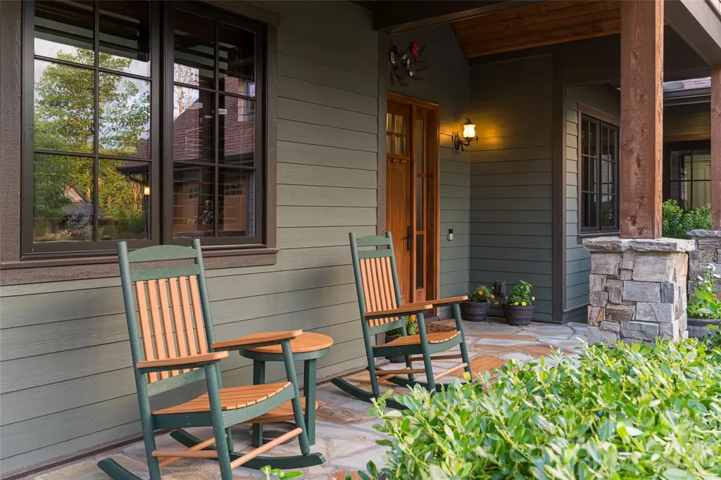50 Hallett Court Asheville NC 28803