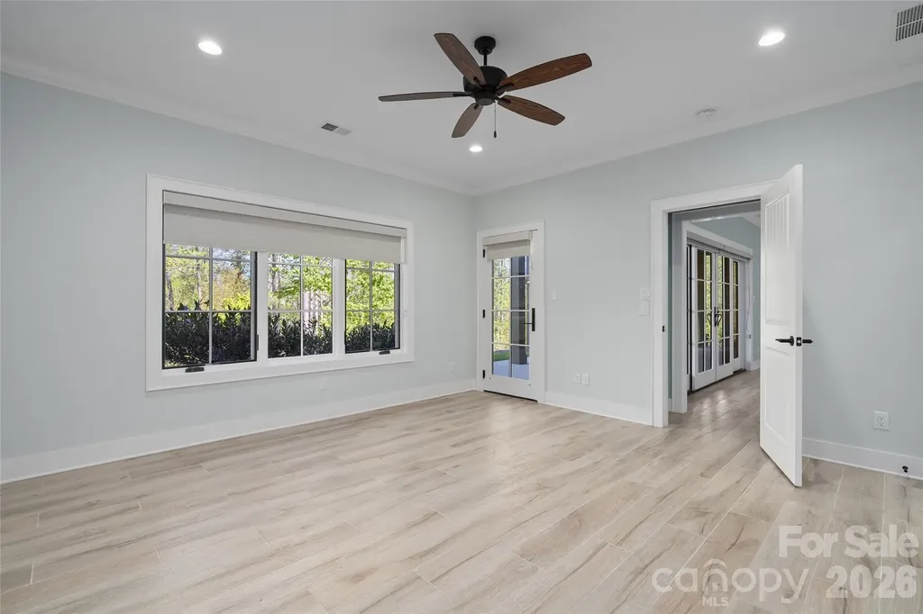 50 Hallett Court Asheville NC 28803