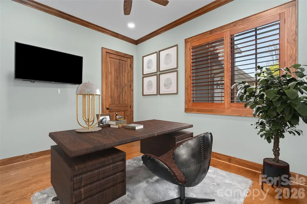 50 Hallett Court Asheville NC 28803